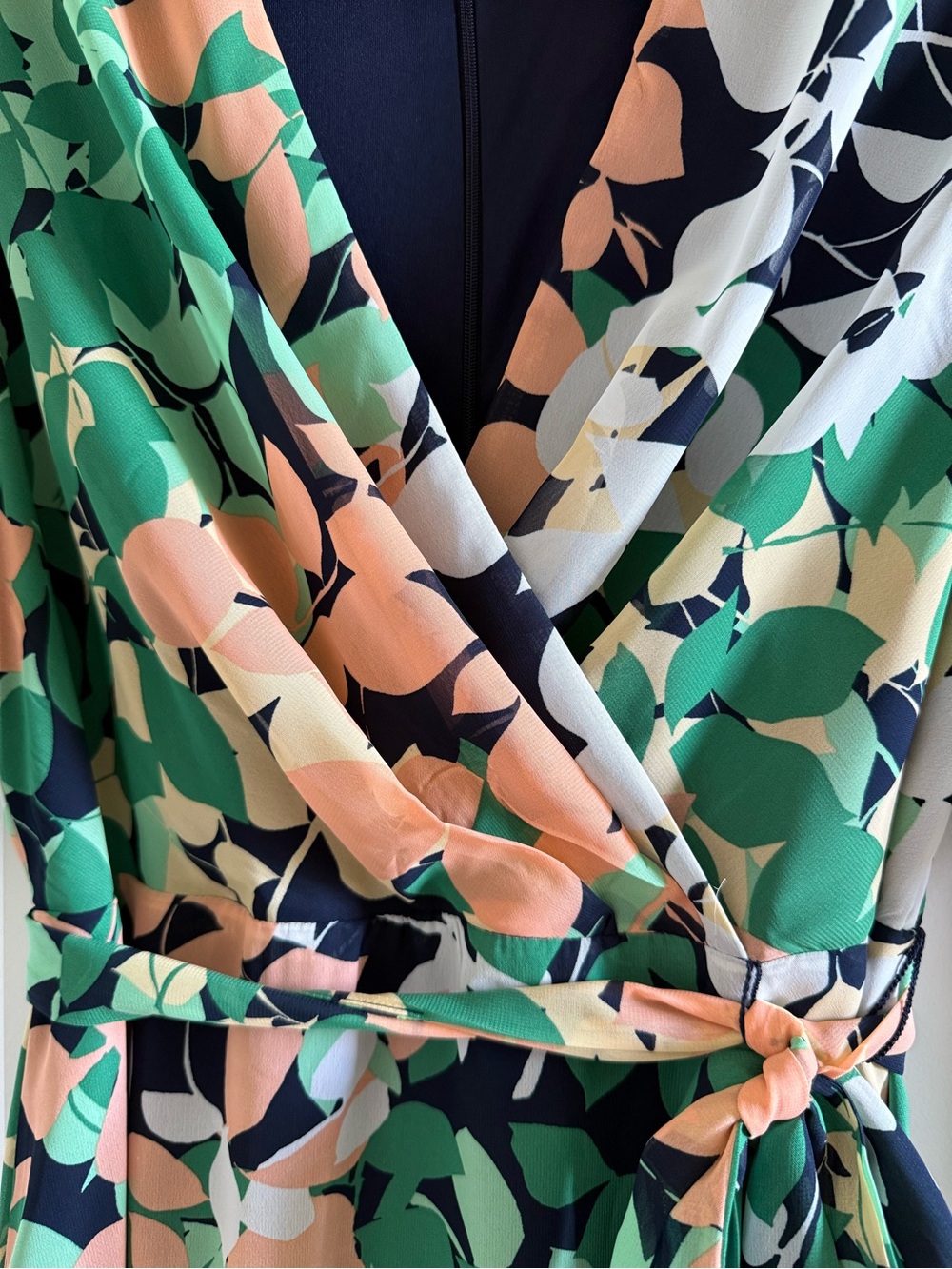 Liz Claiborne Green, Navy, Peach & White Floral Wrap Midi Dress - Picture 3 of 8